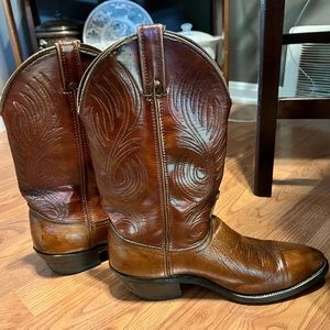 Laredo women’s leather boots size 9 1/2